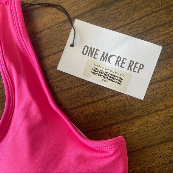 Zyia Hot Pink Sports Bra size Medium - Picture 6 of 7